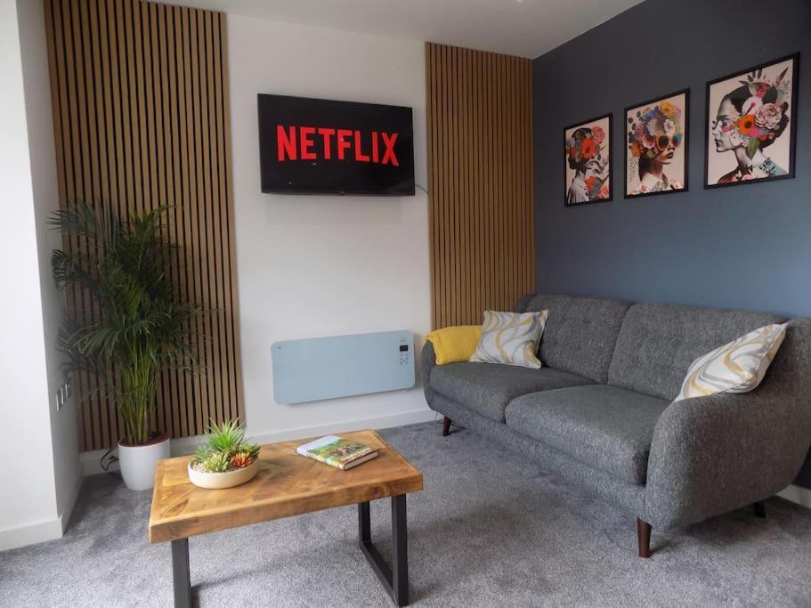 2 Bedroom Luxury City Centre Apt Lincoln Exterior photo